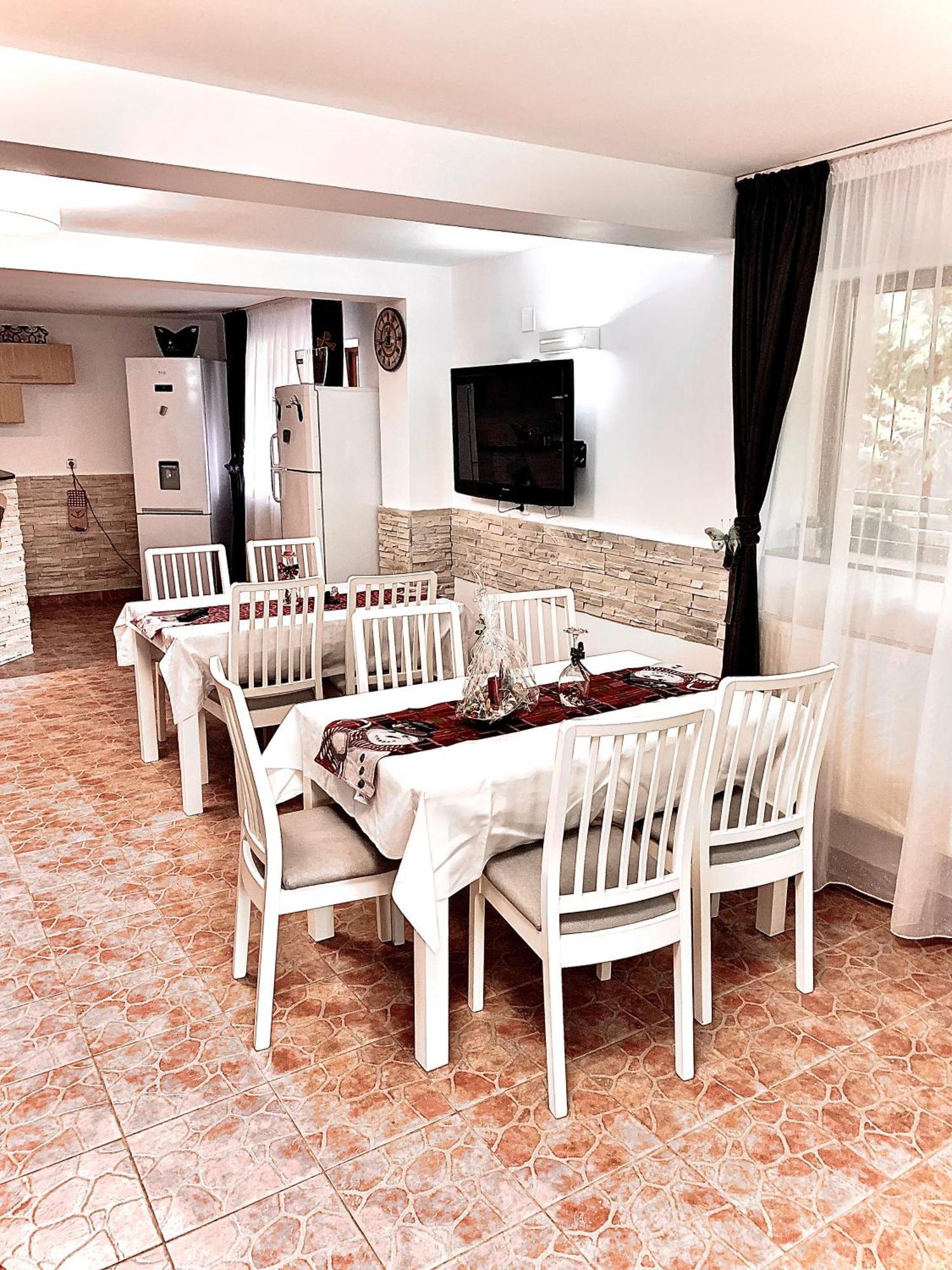 מלון סינאיה Casa Ador מראה חיצוני תמונה